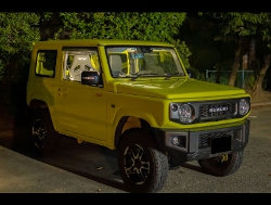 SUZUKI�@�W���j�[�@JB64�i2018�N�j�@�Ɂ@RECARO�i���J���j�@SR-7F�@GK100�@BK/BK�@�V�[�g�q�[�^�[�t��/�A�[�����X�g�t���@����