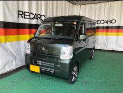 SUZUKI�@�G�u���B�@DA17V�i2021�N�j�@�Ɂ@RECARO�i���J���j�@SR-6�@GK100S�@BK/SIL�@����