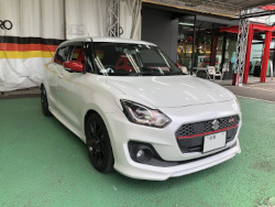 SUZUKI�@�X�C�t�gRS�@ZC82S�i2017�N�j�@�Ɂ@RECARO�i���J���j�@SR-6�@KK100S�@RED�@���ʃV���[�g���H�@�V�[�g�q�[�^�[�t���@���@SR-7F�@KK100�@RED�@�A�[�����X�g�t���@����