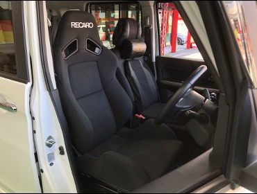 SUZUKI�@�X�y�[�V�A�J�X�^��2�@MK42S�i2017�N�j�@�Ɂ@RECARO�i���J���j�@SR-7�@KK100�@BK�@�V�[�g�q�[�^�[�t���@����