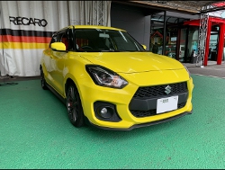 SUZUKI�@�X�C�t�g�X�|�[�c�@ZC33S�i2020�N�j�@�Ɂ@RECARO�i���J���j�@RS-GS�@RED�@����