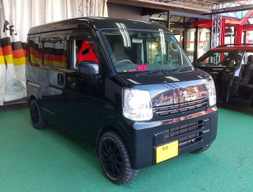 SUZUKI�@�G�u���B�@DA17�i2020�N�j�@�Ɂ@RECARO�i���J���j�@SR-7F�@KK100�@RED�@����