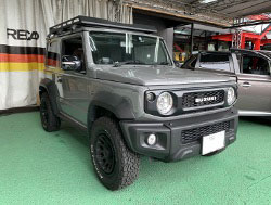 SUZUKI�@�W���j�[�V�G���@JB74W�@�Ɂ@RECARO�i���J���j�@SR-7F�@GU100H�@�u���E���@�V�[�g�q�[�^�[�t���@����