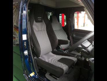 SUZUKI�@�X�[�p�[�L�����[�@DA16T�@�Ɂ@RECARO�i���J���j�@LX-F�@WU110�@BK�@�A�[�����X�g�t���@����