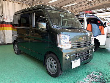 SUZUKI�@�G�u���B�@DA17V�i2019�N�j�@�Ɂ@RECARO�i���J���j�@SR-7�@KK100 BK�@����