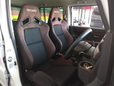 SUZUKI�@�n�X���[52�@�Ɂ@RECARO�i���J���j�@SR-7�@GU100H�@�u���E���@���@SR-7F�@GU100H�@�u���E���@����