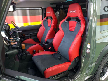 SUZUKI�@�W���j�[�@JB64W�@4�^�i2024�N�j�@�Ɂ@RECARO�i���J���j�@SR-S�@UT100H�@RED�@�V�[�g�q�[�^�[�t���@���@SR-C�@UT100H�@RED�@�V�[�g�q�[�^�[�t���@����