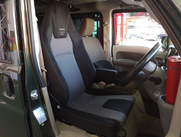 SUZUKI�@�G�u���B�@DA17V�i2022�N�j�@�Ɂ@RECARO�i���J���j�@LX-F�@WU110�@A/R�@BK�@����