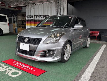 SUZUKI�@�X�C�t�g�X�|�[�c�@ZC32S�i2012�N�j�@�Ɂ@RECARO�i���J���j�@SR-S�@BK100�@BK/RED�@����