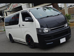 TOYOTA�@�n�C�G�[�X�@TRH200