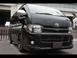 TOYOTA�@�n�C�G�[�X�@TRH200V