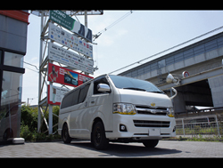 TOYOTA�@�n�C�G�[�X�@KDH206V