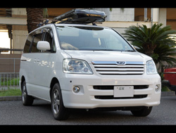 TOYOTA�@�m�A�@AZR65G