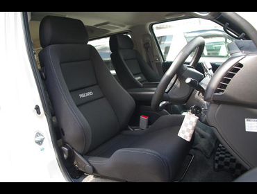 20130224_lxvs_hiace.jpg (70226 �o�C�g)