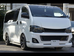 TOYOTA�@�n�C�G�[�X�@TRH200