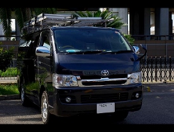 TOYOTA�@�n�C�G�[�X�@200�n��RECARO�i���J���j�V�[�g����