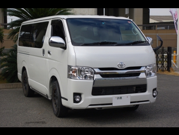 TOYOTA�@�n�C�G�[�X�@200�nS-GL��RECARO�i���J���j�V�[�g����