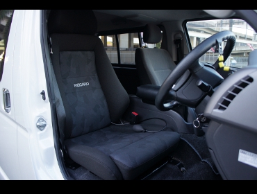 RECARO�i���J���V�[�g�j�@TOYOTA�@�n�C�G�[�X�@200�n��RECARO�i���J���j�@�G���S���hMV�@BK�@����