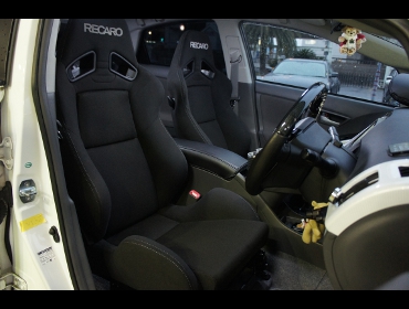 RECARO�i���J���V�[�g�j�@TOYOTA�@�v���E�X30��RECARO�i���J���j�@SR-7 SK100 BK�@���@SR-7F SK100 BK�@����