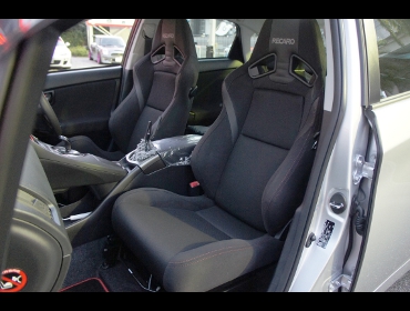 RECARO�i���J���V�[�g�j�@TOYOTA�@�v���E�X��RECARO�i���J���j�@SR-7 Lassic BK/RED�@���@SR-7F Lassic BK/RED�@����