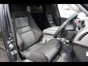 RECARO�i���J���V�[�g�j�@TOYOTA�@�n�C�G�[�X�@200�n��RECARO�i���J���j�@LX-VS SK100 SIL�@���@LX-VF SK100 SIL�@����