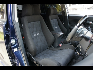 RECARO�i���J���V�[�g�j�@TOYOTA�@�J���[�����~�I���@ZRE152N��RECARO�i���J���j�@�G���S���hD�@BK�@����