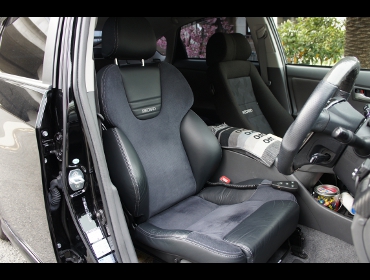 RECARO�i���J���V�[�g�j�@TOYOTA�@�v���E�X�@30�n��RECARO�i���J���j�@�X�^�C��JC�@�A���J���^�[���~���U�[�@���@�G���S���hD�@BK�@����