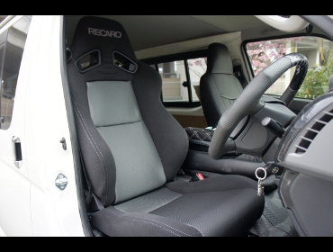 RECARO�i���J���V�[�g�j�@TOYOTA�@�n�C�G�[�X�@200�n��RECARO�i���J���j�@SR-7F SK100 SIL�@����