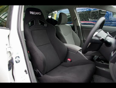 RECARO�i���J���V�[�g�j�@TOYOTA�@�v���E�X��RECARO�i���J���j�@SR-7 KK100 BK/BK�@����