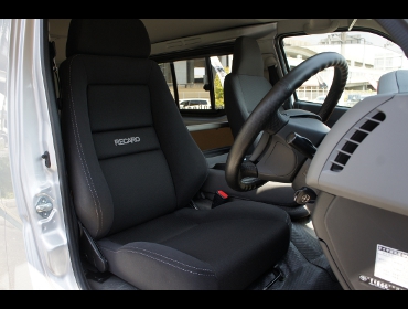 RECARO�i���J���V�[�g�j�@TOYOTA�@�n�C�G�[�X�o���@200�n��RECARO�i���J���j�@LX-VF SK100 BK�@����