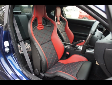 RECARO�i���J���V�[�g�j�@TOYOTA�@86�@ZN6��RECARO�i���J���j�@�X�|�[�c�X�^�[�@���~�e�b�h�G�f�B�V�����@RED�@�~2�r�@����