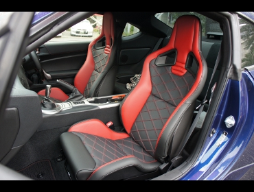 RECARO�i���J���V�[�g�j�@TOYOTA�@86�@ZN6��RECARO�i���J���j�@�X�|�[�c�X�^�[�@���~�e�b�h�G�f�B�V�����@RED�@�~2�r�@����