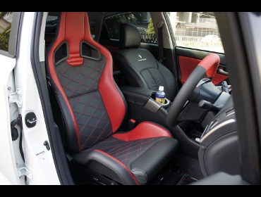 RECARO�i���J���V�[�g�j�@TOYOTA�@�v���E�X30��RECARO�i���J���j�@�X�|�[�c�X�^�[���~�e�b�h�G�f�B�V�����@RED�@����