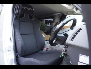 RECARO�i���J���V�[�g�j�@TOYOTA�@�n�C�G�[�X�@200�n��RECARO�i���J���j�@SR-7F SK100 BK�@����