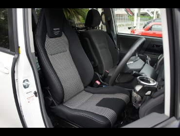 RECARO�i���J���V�[�g�j�@TOYOTA�@���H�N�V�[�@70�n��RECARO�i���J���j�@LX-F IM 110 BK�@����