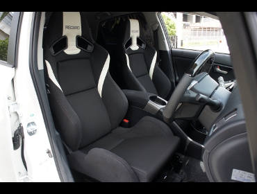 RECARO�i���J���V�[�g�j�@TOYOTA�@�v���E�X�@ZVW30��RECARO�i���J���j�@SR-7 Lassic ���@���@SR-7F Lassic�@���@����