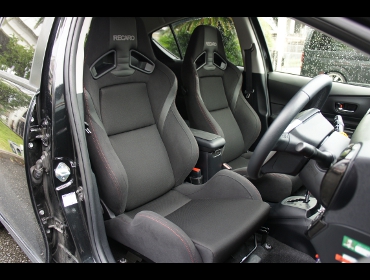 RECARO�i���J���V�[�g�j�@TOYOTA�@�A�N�A��RECARO�i���J���j�@SR-7 Lassic BK/RED�@���@SR-7F Lassic BK/RED�@�V�[�g�q�[�^�[�t���@����
