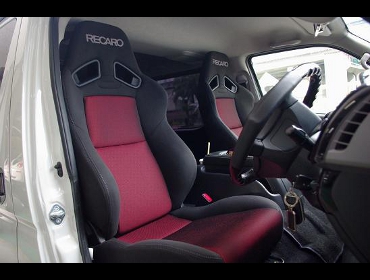 RECARO�i���J���V�[�g�j�@TOYOTA�@�n�C�G�[�X�@200�n��RECARO�i���J���j�@SR-7F SK100 BK/RED�~2�r�@����