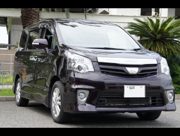 TOYOTA�@�m�A�@ZRR70W��RECARO�i���J���j�V�[�g����