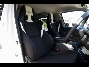 RECARO�i���J���V�[�g�j�@TOYOTA�@�n�C�G�[�X�@200�n��RECARO�i���J���j�@SR-7F Lassic�i���V�b�N�j�@���@�~2�r�@����