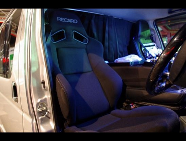 RECARO�i���J���V�[�g�j�@TOYOTA�@�n�C�G�[�X�@200�n��RECARO�i���J���j�@SR-7F SK100�@BK/BK�@����