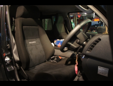 RECARO�i���J���V�[�g�j�@TOYOTA�@�n�C�G�[�X200�n��RECARO�i���J���j�@�G���S���hD�@BK�@����