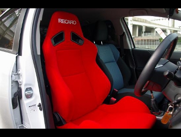 RECARO�i���J���V�[�g�j�@TOYOTA�@���B�b�c�@NCP131��RECARO�i���J���j�@SR-7�@KK100�@RED�@����