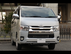 RECARO�i���J���V�[�g�j�@TOYOTA�@200�n�n�C�G�[�X��RECARO�i���J���j�@SR-7F Lassic RED/RED�@����