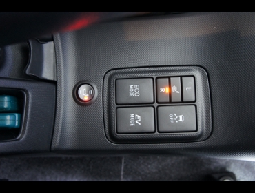 RECARO�i���J���V�[�g�j�@TOYOTA�@�A�N�A��RECARO�i���J���j�@SR-7F Lassic BK/SIL�@�q�[�^�[�t���@����