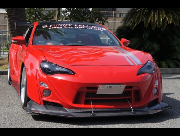 TOYOTA�@86�@ZN6��RECARO�i���J���j�V�[�g����