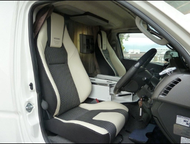 RECARO�i���J���V�[�g�j�@TOYOTA�@�n�C�G�[�X���S��GL�@�L�����s���O�J�[�@200�n��RECARO�i���J���j�@LX-F IL 110H ���@�~2�r�@����