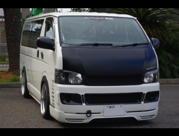 TOYOTA�@�n�C�G�[�X�@200�n��RECARO�i���J���j�V�[�g����