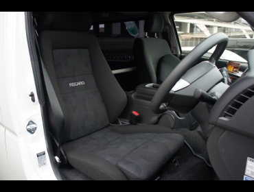 RECARO�i���J���V�[�g�j�@TOYOTA�@���W�A�X�G�[�X�@4�^��RECARO�i���J���j�@�G���S���hMV�@BK�@����