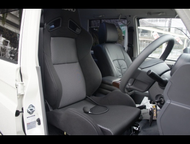 RECARO�i���J���V�[�g�j�@TOYOTA�@�����h�N���[�U�[70�@GRJ76K��RECARO�i���J���j�@SR-7 SK100 BK/SIL�@����